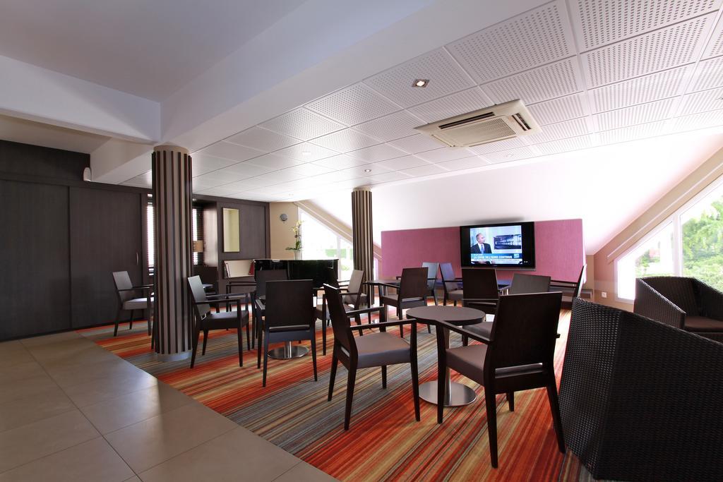 Mercure Hexagone Luxeuil Exterior photo